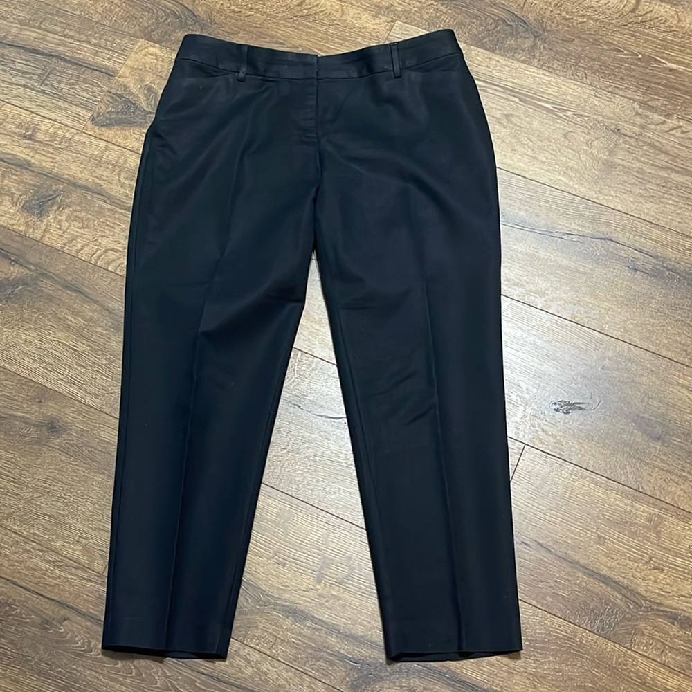 Liz Claiborne Black Cropped Dress Pants